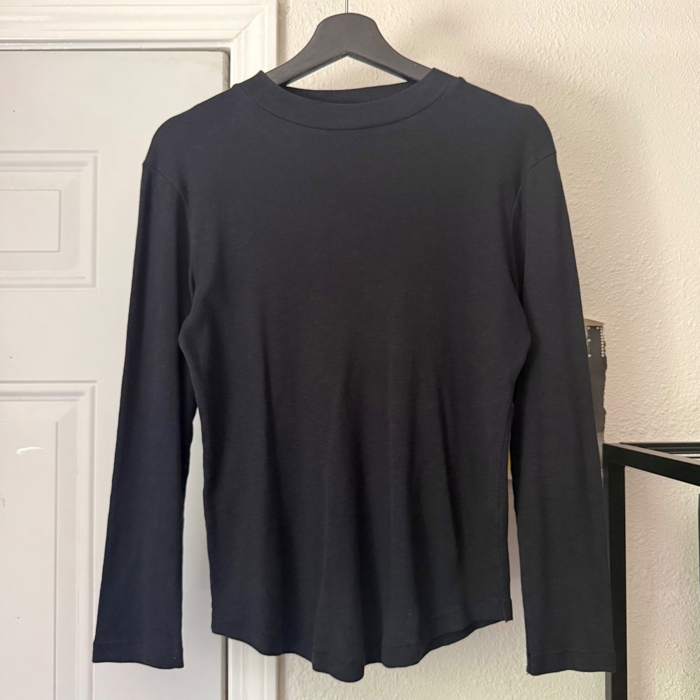YMC black organic cotton rounded hem cropped long sleeve knit tee t-shirt top
